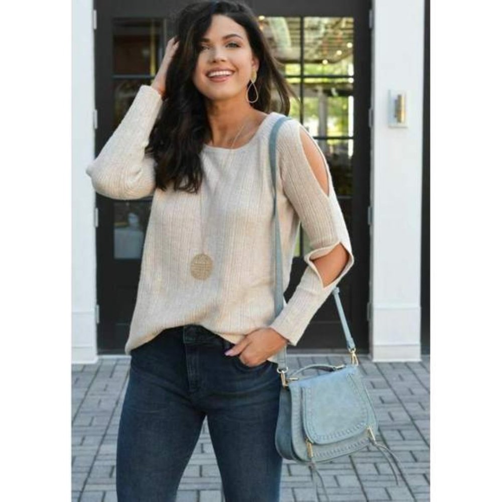 BB Dakota Underneath it all Sweater Sand Sz M NWT